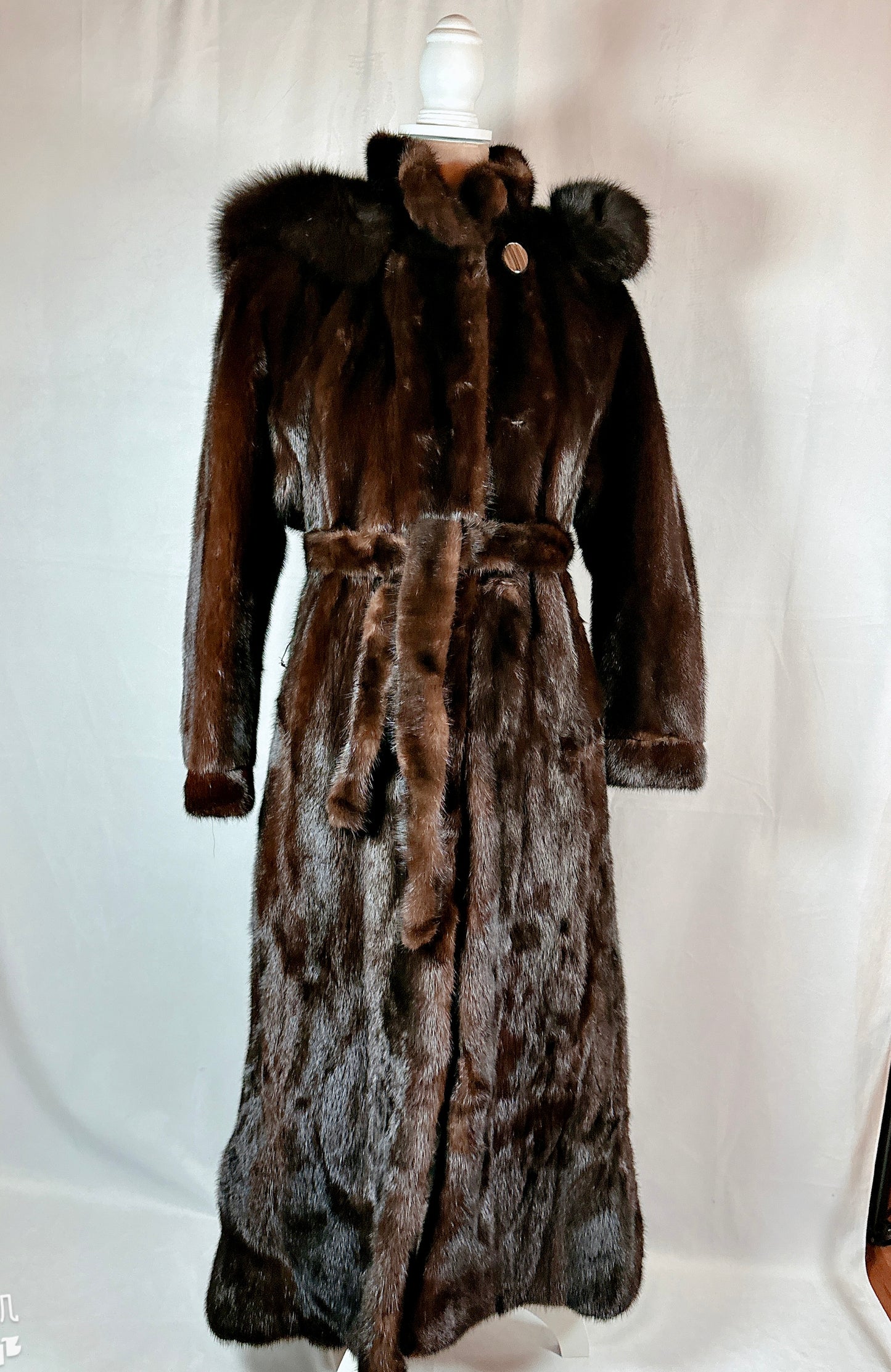 Mink Fur Coat, Mahogany, Full Length (Size: Womens 6-8)