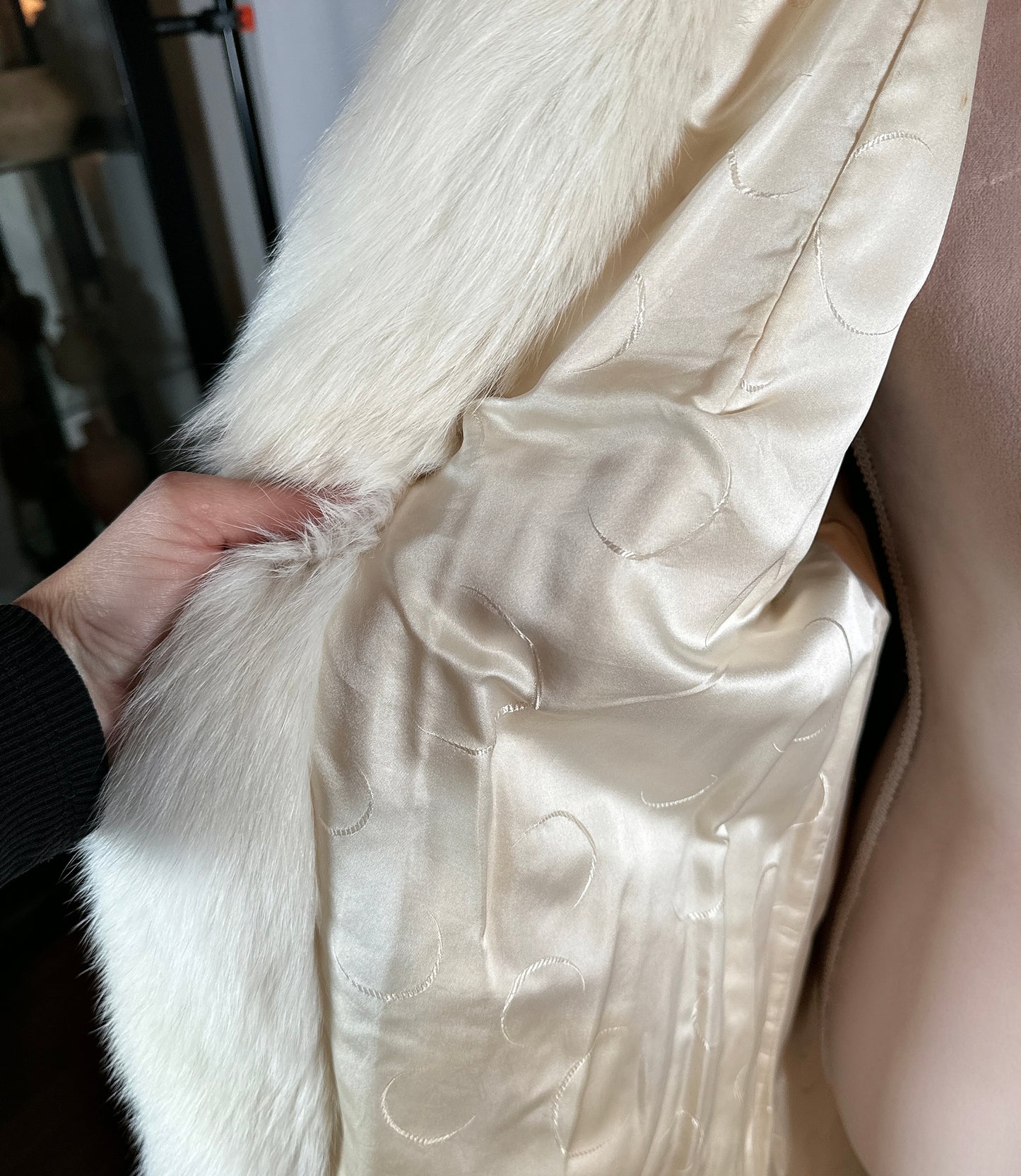 White Blush Fur Coat, Woman Size Small to Medium