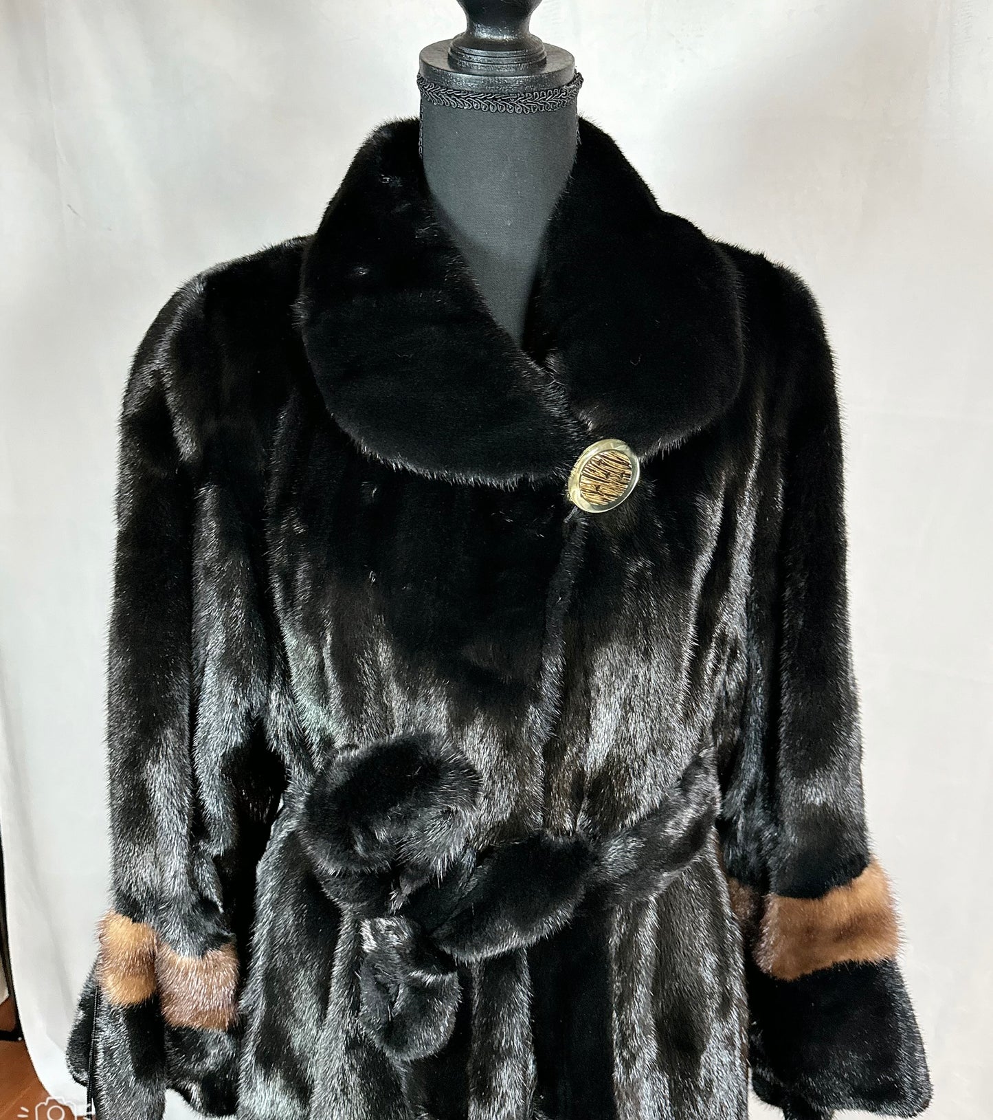 Blackglama Mink Fur Coat, Full Length Designer High Quality Black Brown Fur Coat