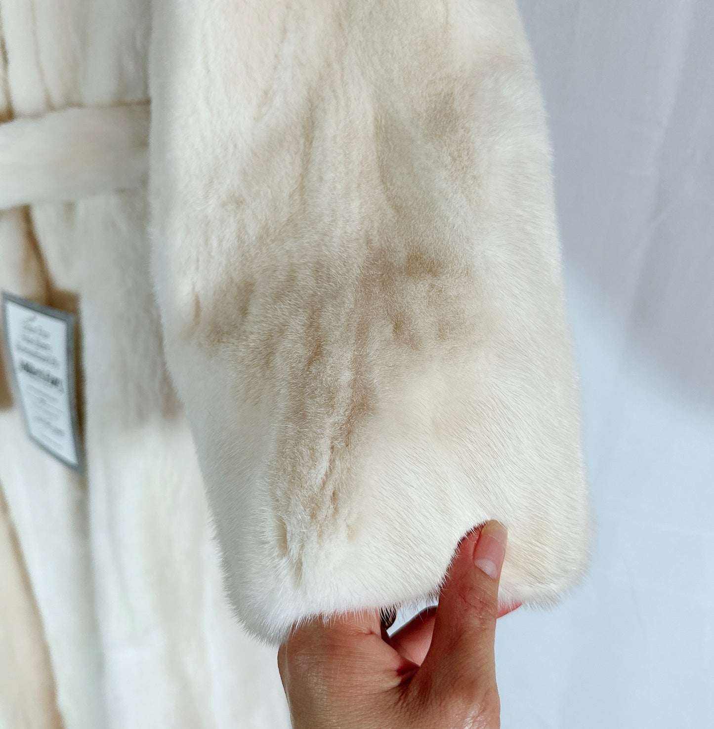 Mink Fur White Coat, Full Length Coat, High Quality Saga Fur, Size 4-6, Small to Medium